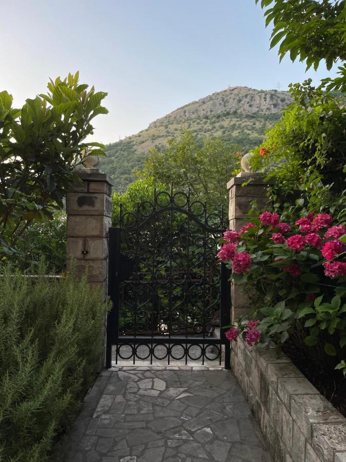 Apartments Sana Sveti Stefan Exterior foto