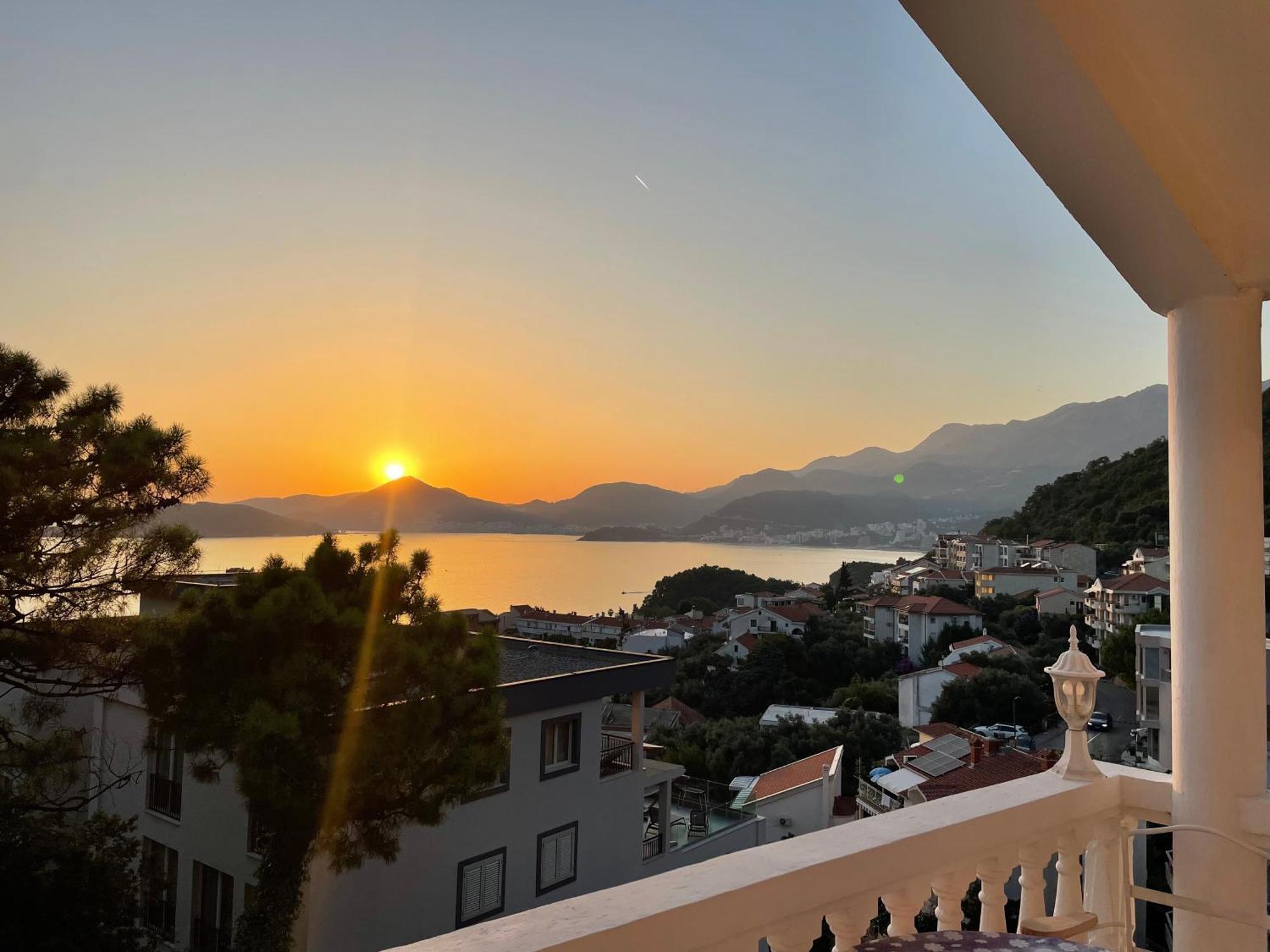 Apartments Sana Sveti Stefan Exterior foto